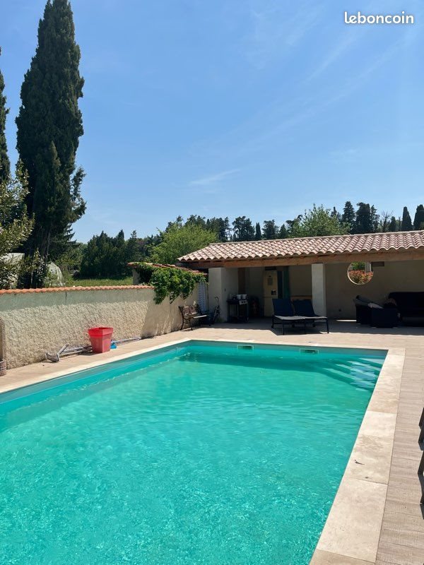 Maison à louer, 32m², Eyragues