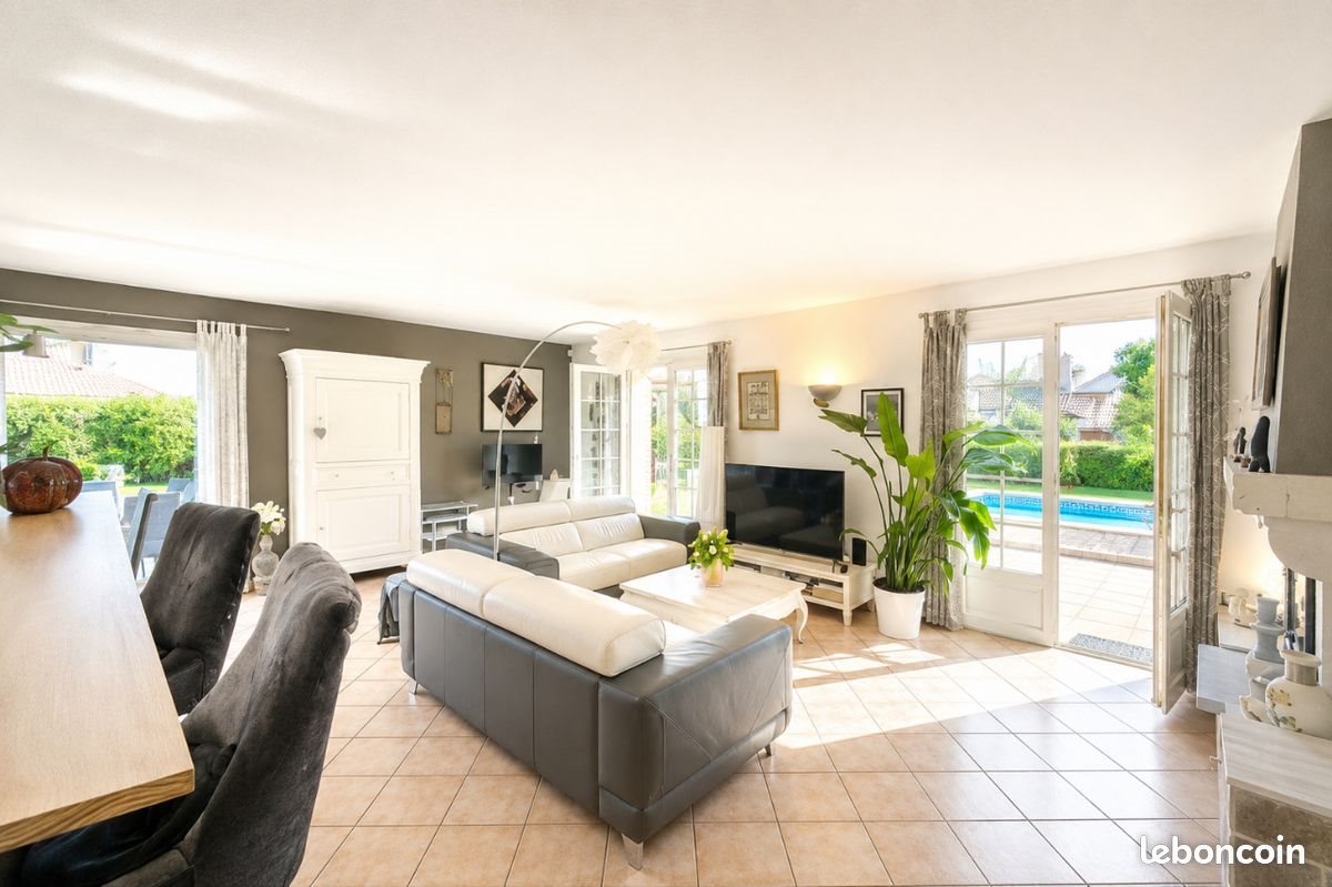 Maison à vendre, 174m², Mâcon
