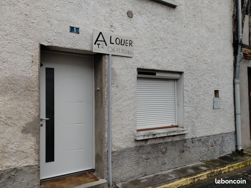 Appartement à louer, 59m², Briatexte