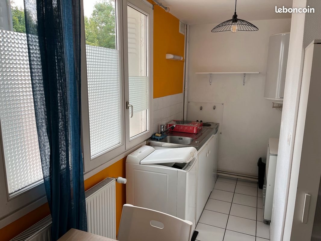 Appartement à louer, 27m², Saint-Etienne