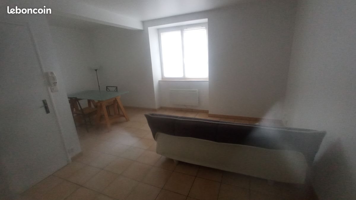 Appartement à louer, 24m², Saint-Yrieix-la-Perche