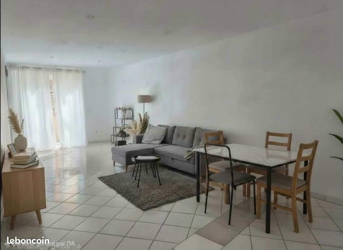 Appartement à louer, 67m², Sauxillanges