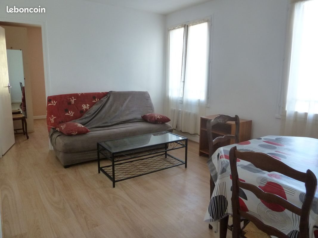 Appartement à louer, 43m², Aurillac