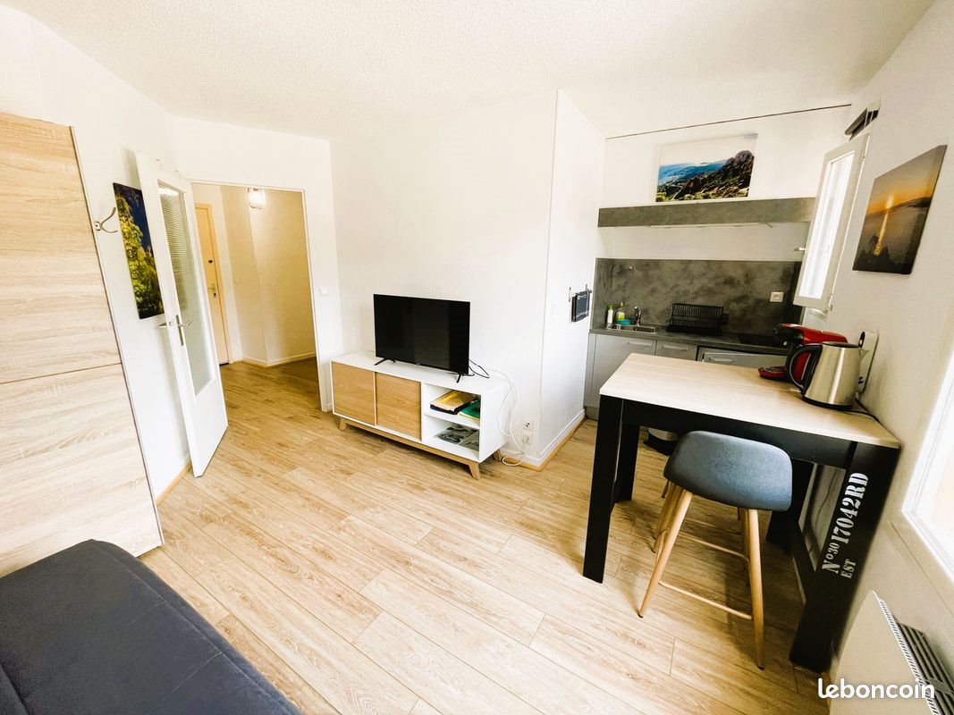 Appartement à louer, 22m², Saint-Raphaël