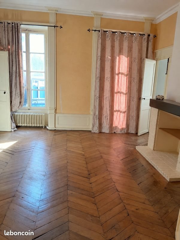 Appartement à vendre, 143m², Thiers