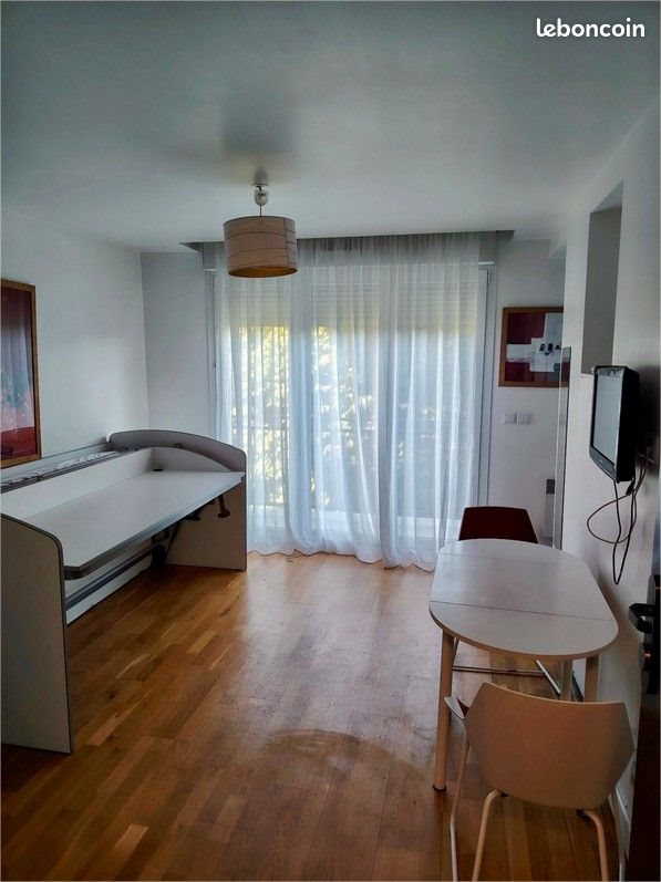 Appartement à louer, 20m², Saint-Maur-des-Fossés