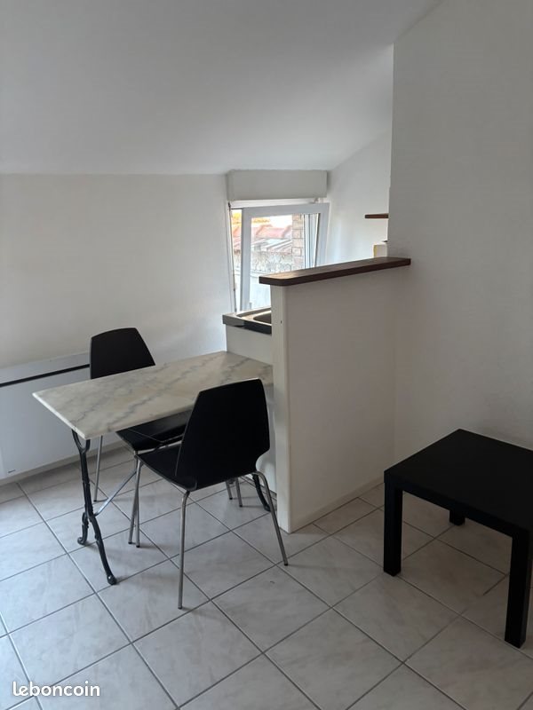 Appartement à louer, 18m², Reims
