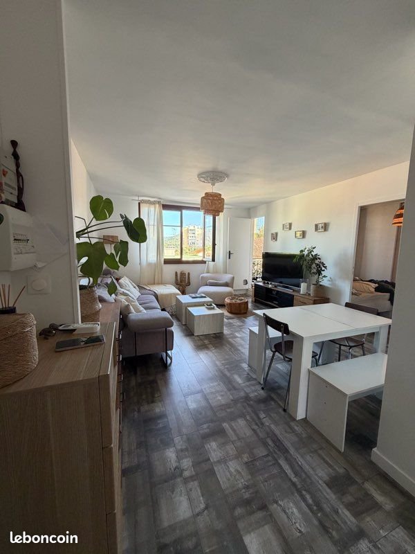 Appartement à vendre, 62m², Aubagne