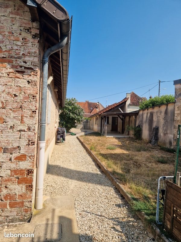 Maison à vendre, 110m², Epineuil