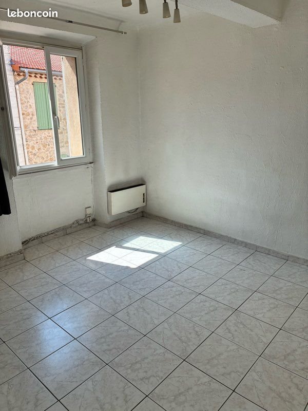 Appartement à louer, 40m², Montauroux