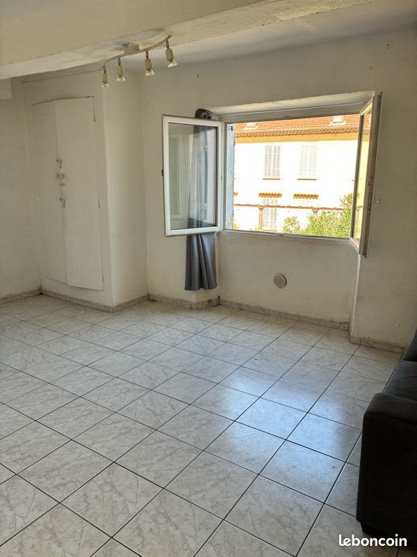 Appartement à louer, 40m², Montauroux