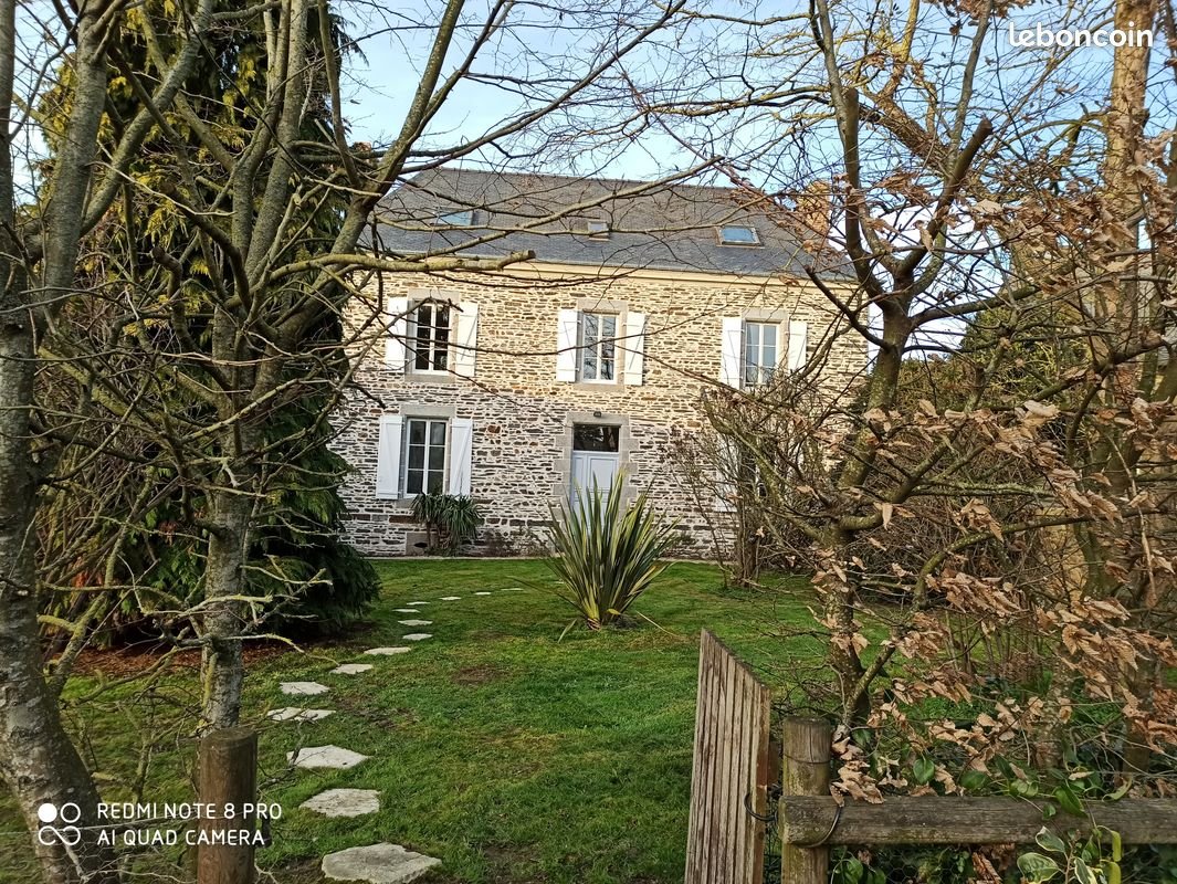 Maison à louer, 180m², Châteaubourg