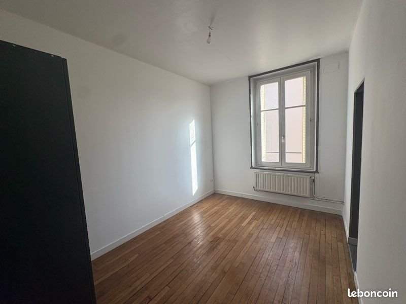 Appartement à louer, 51m², Saint-Max