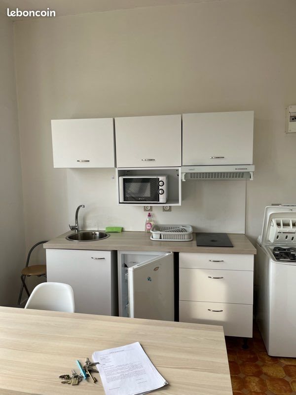 Appartement à louer, 23m², Niort