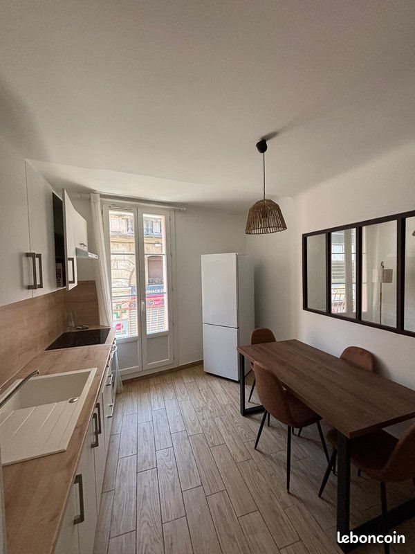 Appartement à louer, 64m², Béziers