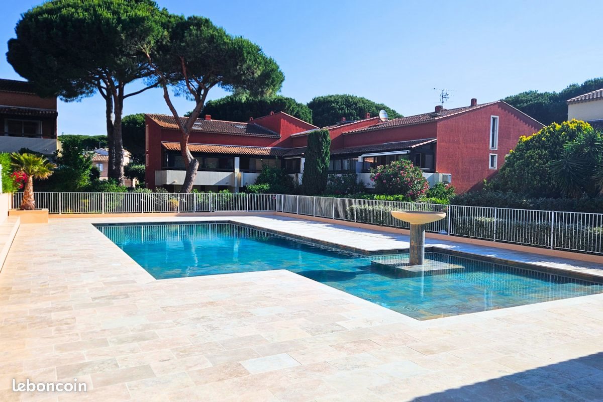 Appartement à louer, 44m², Fréjus