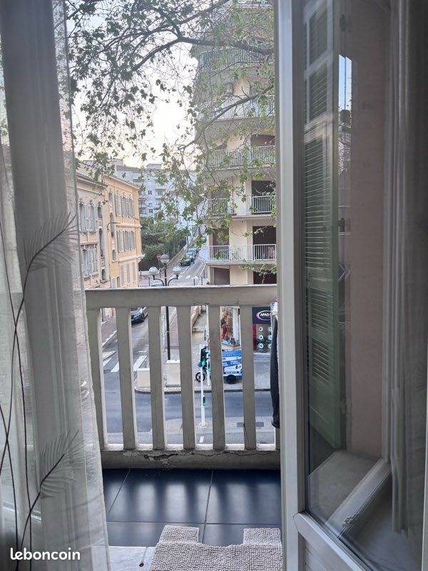Appartement à louer, 26m², Mougins
