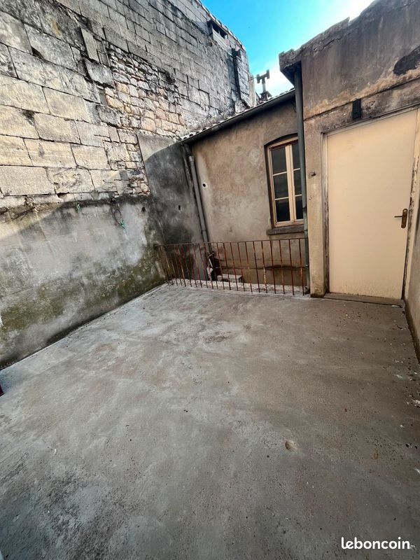 Maison à vendre, 221m², Beaucaire