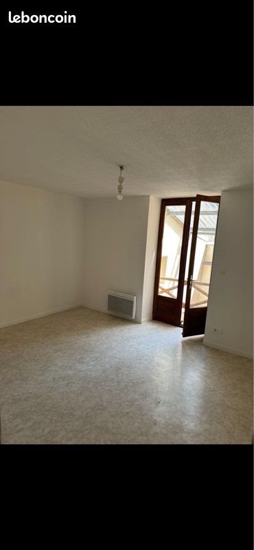 Appartement à louer, 45m², Poligny