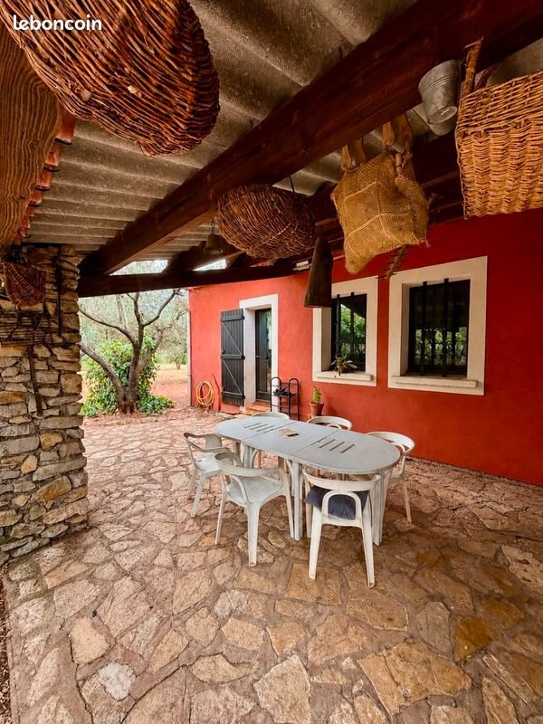 Maison à louer, 200m², Le Luc