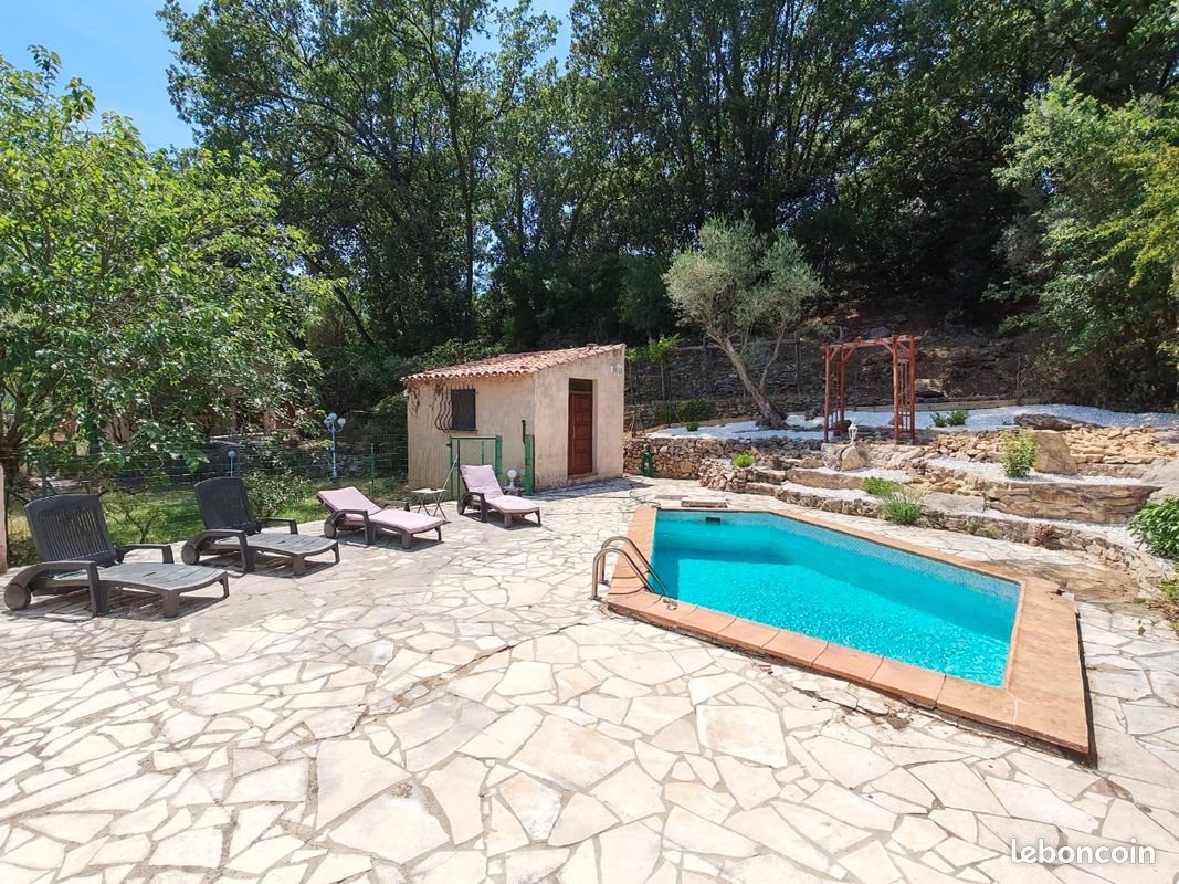 Maison à vendre, 229m², Solliès-Toucas