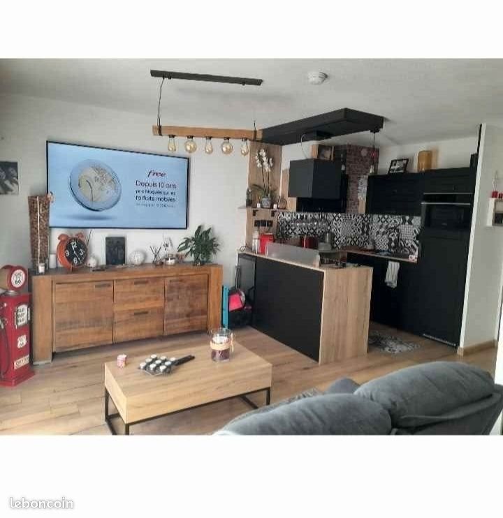 Appartement à louer, 27m², Arpajon-sur-Cère