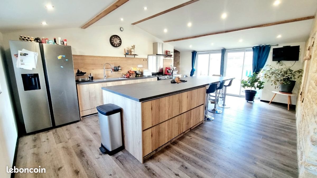 Maison à vendre, 310m², Saint-Savinien