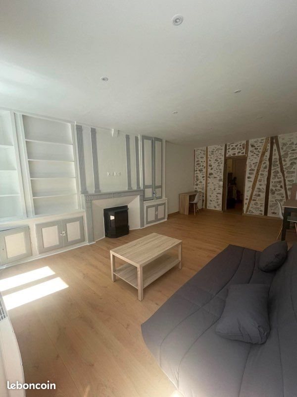 Appartement à louer, 50m², Aurillac