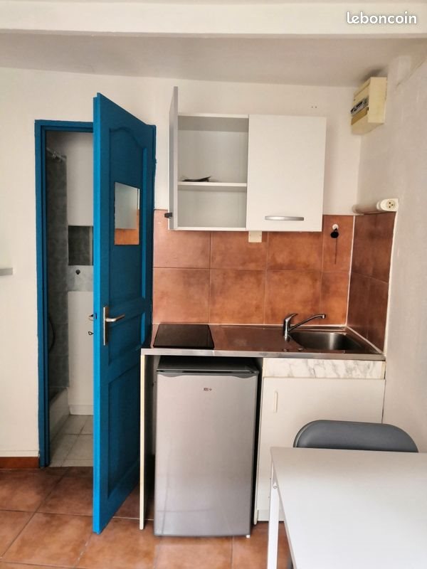 Appartement à louer, 16m², Nîmes