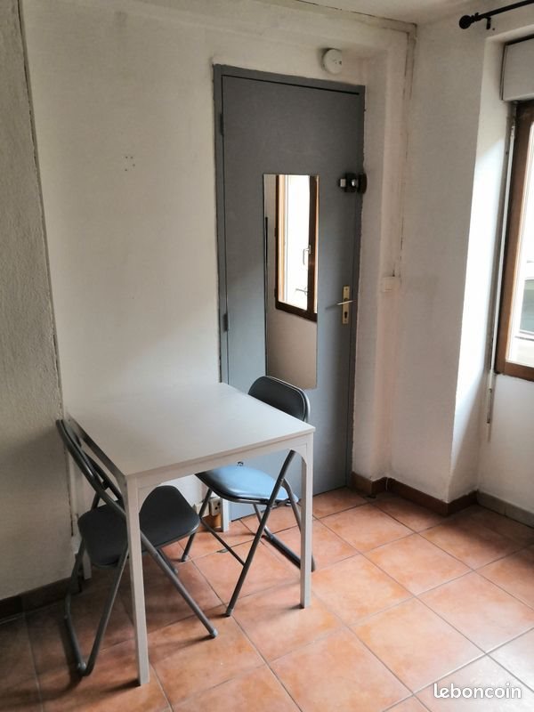 Appartement à louer, 16m², Nîmes