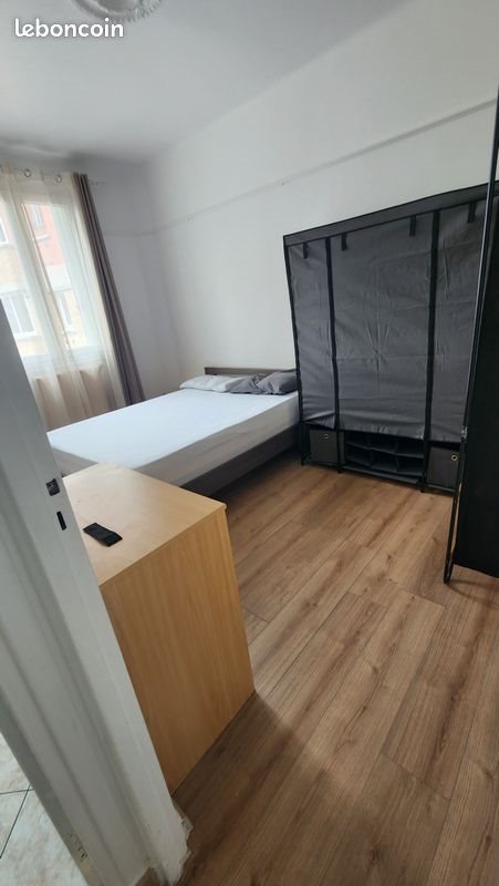 Appartement à louer, 45m², Suresnes