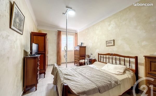 Appartement à louer, 103m², Ajaccio