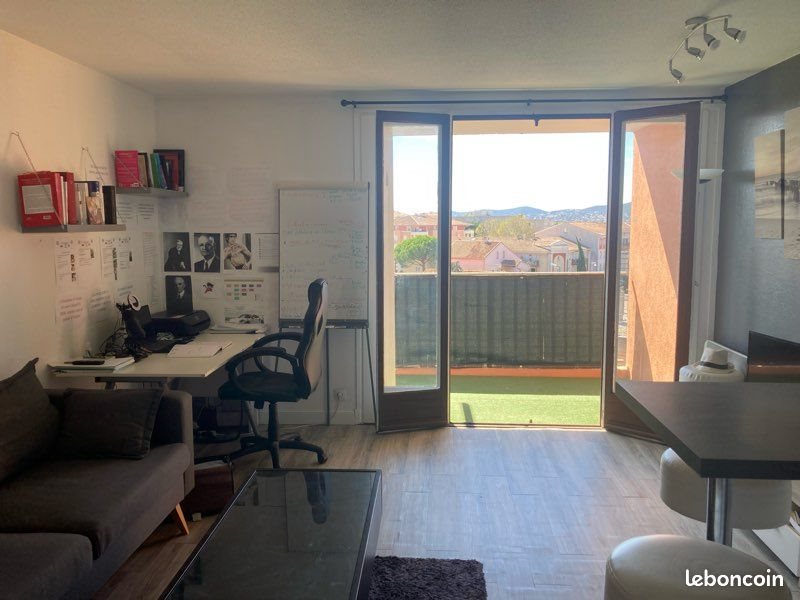 Appartement à louer, 28m², Fréjus