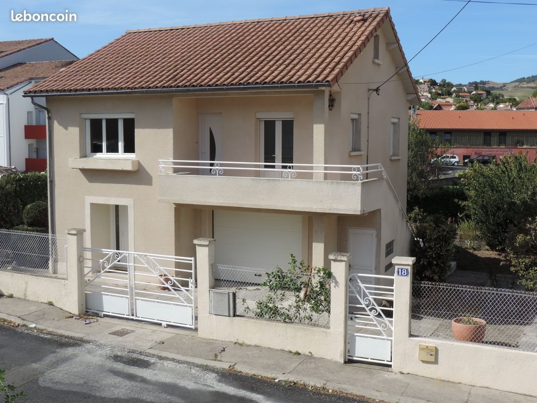 Maison à louer, 92m², Millau