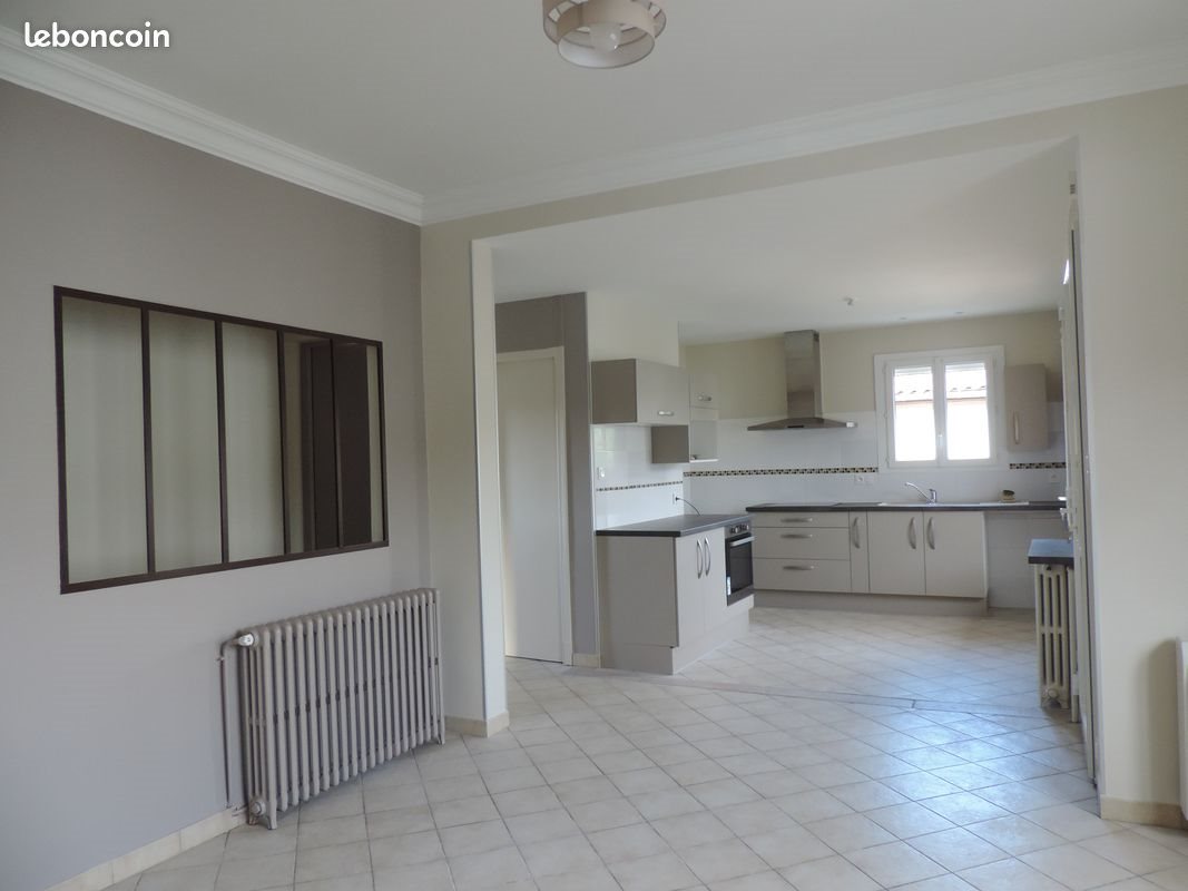 Maison à louer, 92m², Millau
