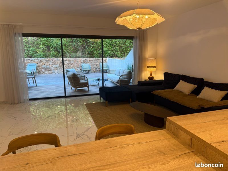 Appartement à louer, 90m², Porto-Vecchio
