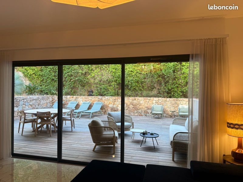 Appartement à louer, 90m², Porto-Vecchio