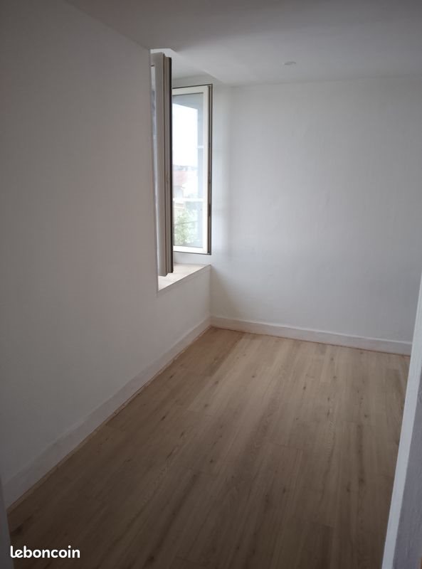 Appartement à louer, 26m², Lourdes