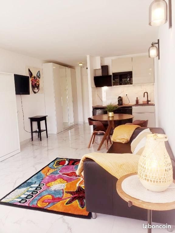 Appartement à louer, 30m², Cannes-la-Bocca