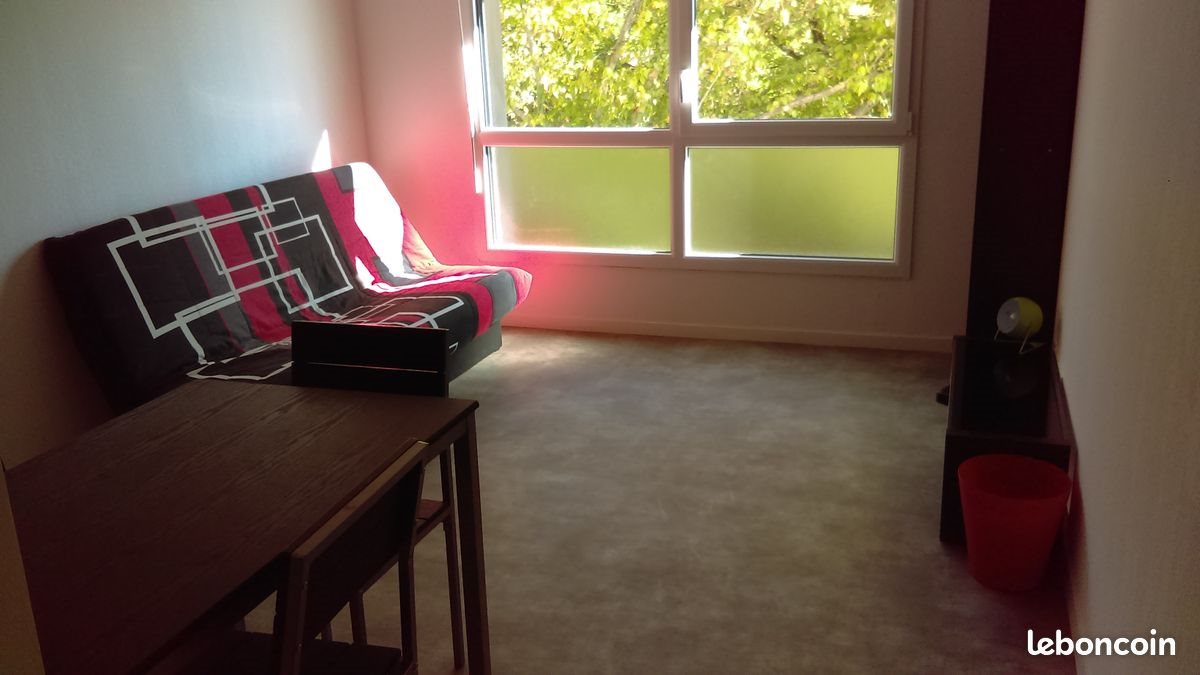 Appartement à louer, 24m², Pessac