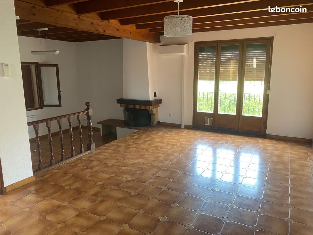 Maison à louer, 125m², Lignan-sur-Orb