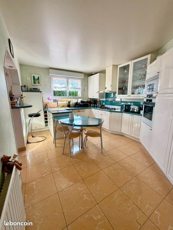 Maison à vendre, 140m², La Norville