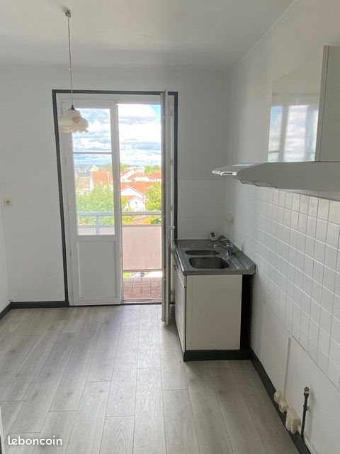 Appartement à louer, 90m², Chaumont
