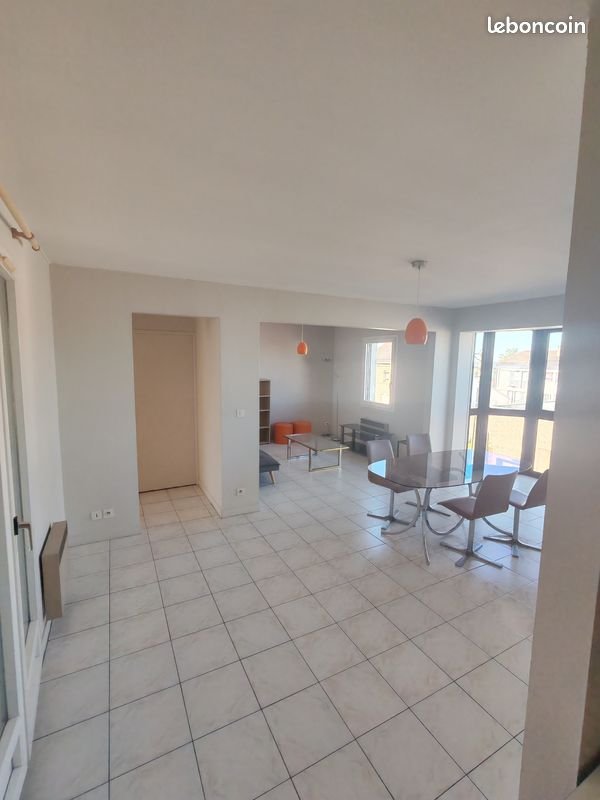 Appartement à louer, 58m², Angoulême