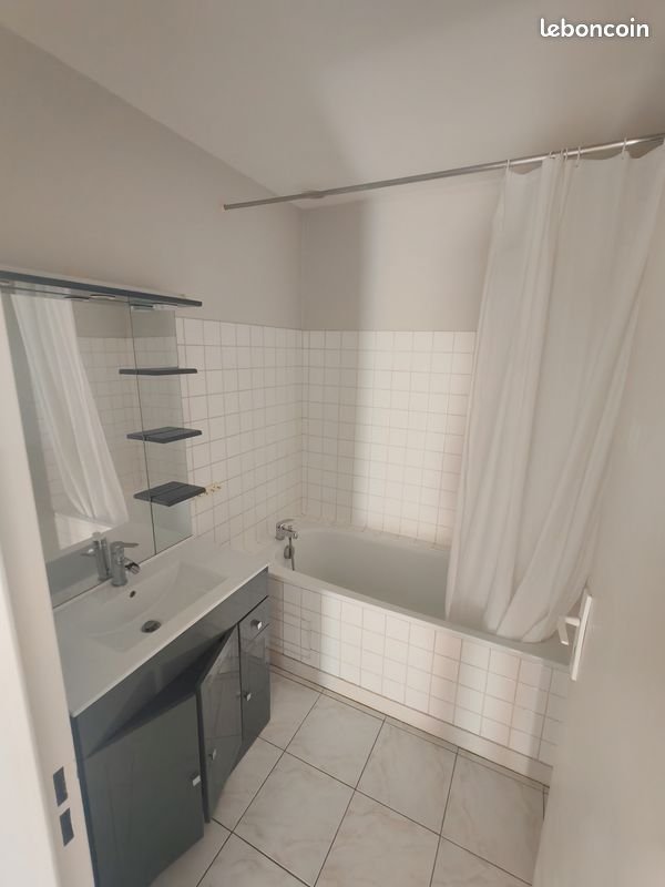 Appartement à louer, 58m², Angoulême