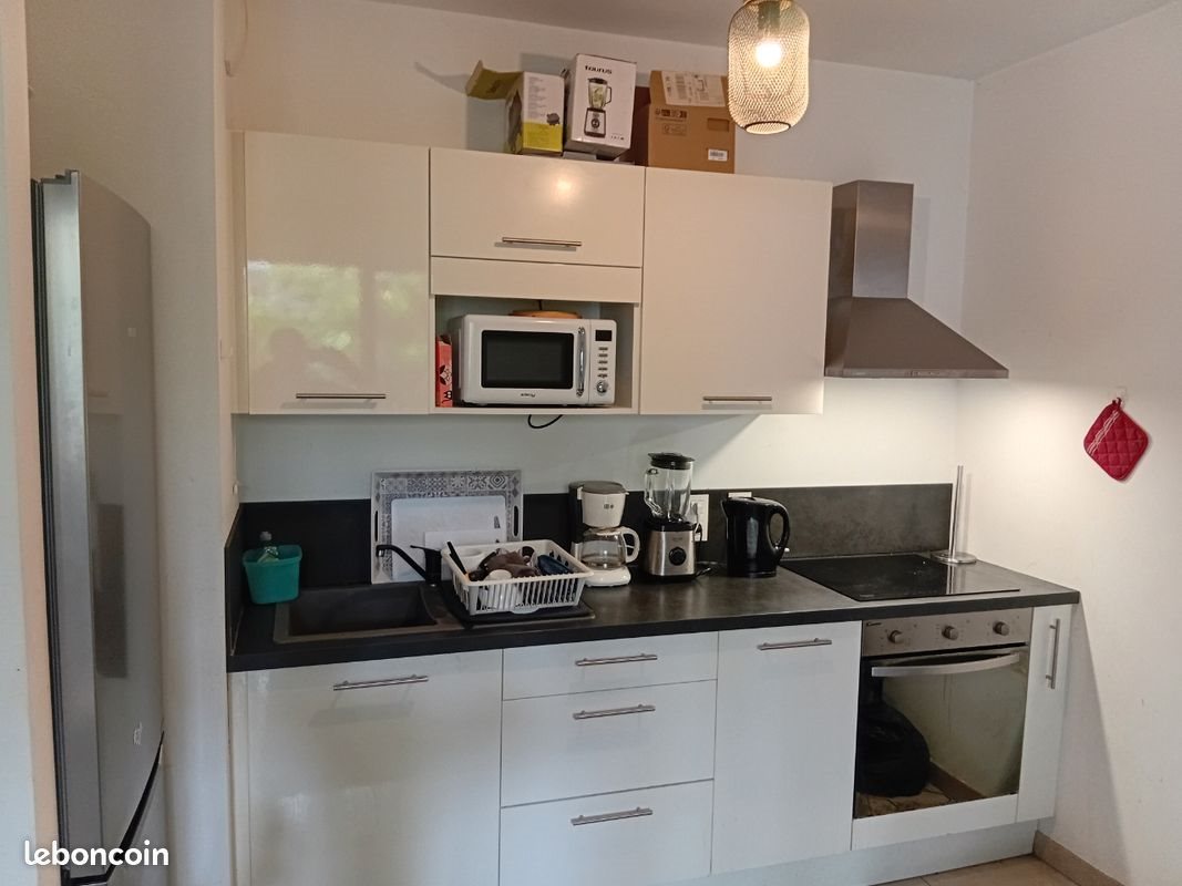 Appartement à louer, 40m², Suresnes