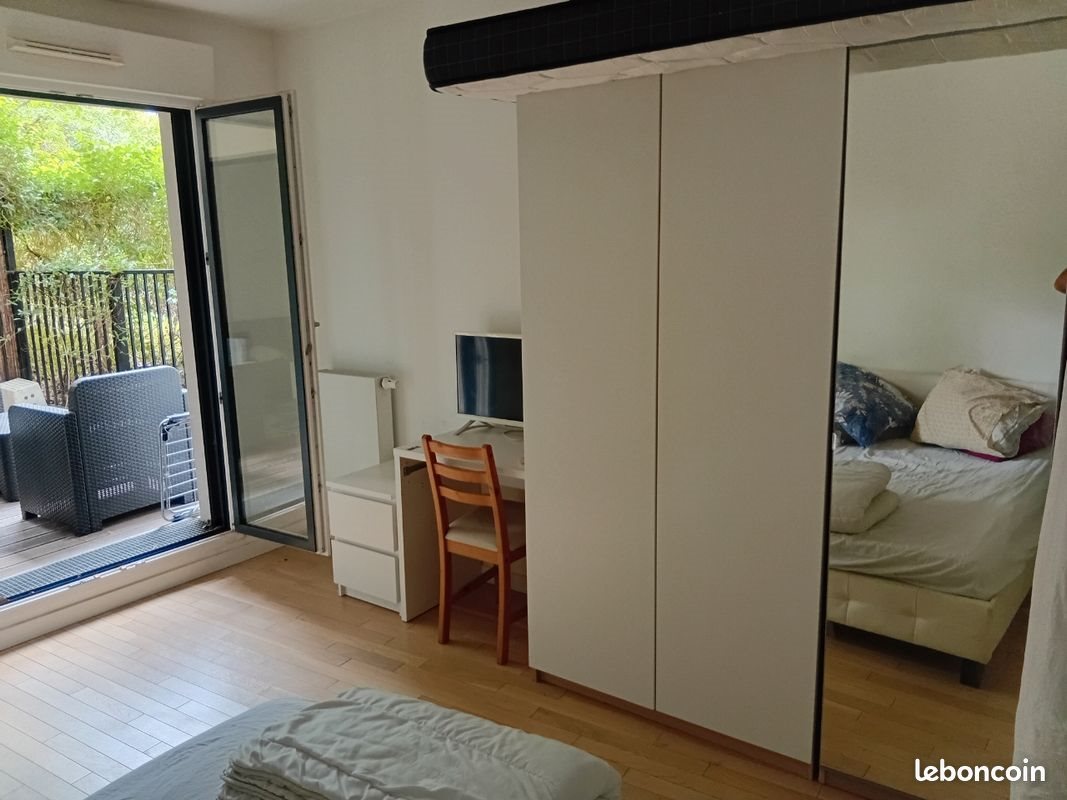 Appartement à louer, 40m², Suresnes