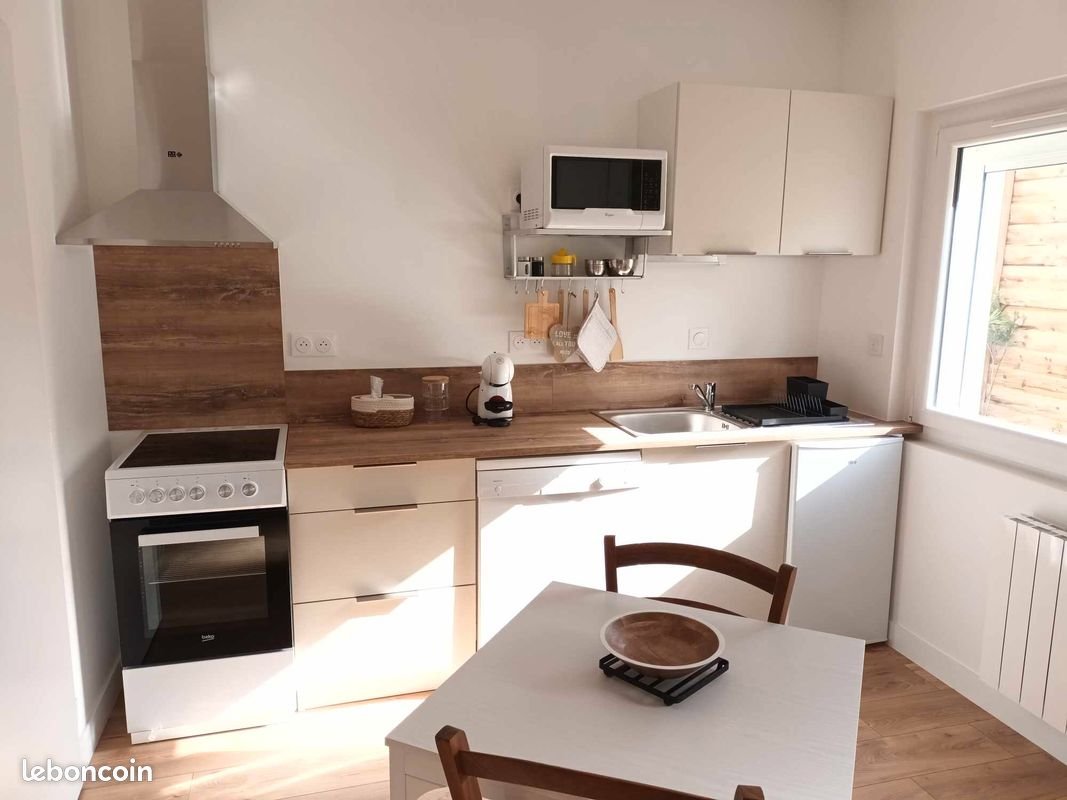 Appartement à louer, 20m², Rochefort