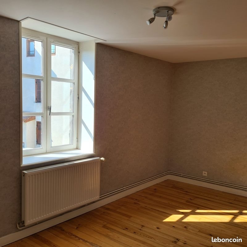 Maison à louer, 80m², Maringues