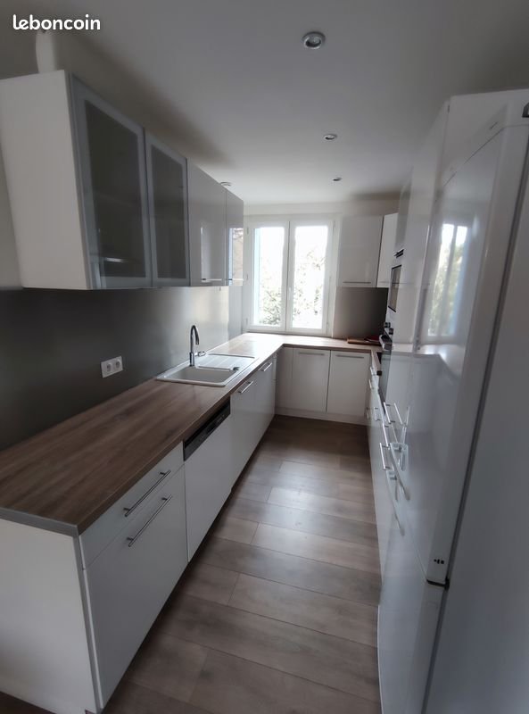 Appartement à louer, 65m², Nîmes